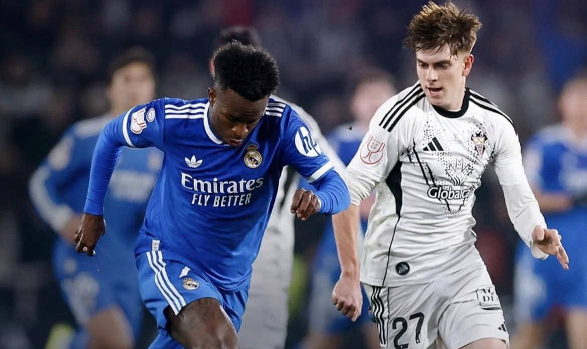 皇马关键时刻决定换帅，紧急联系齐达内力拒“四大皆空”噩梦